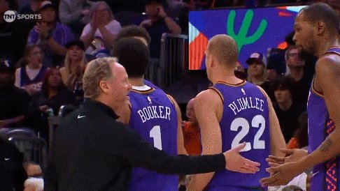 将帅不和反成“燃料”！KD末节19分导演惊天逆转